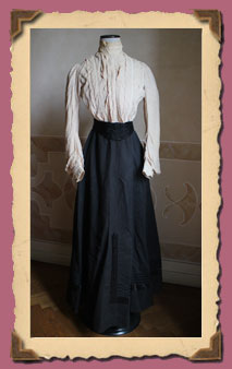 Abiti on sale femminili 1900